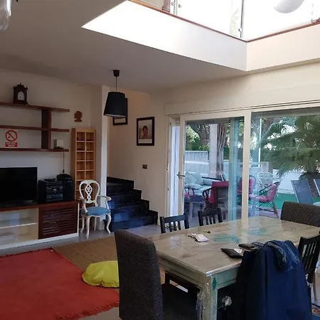 ホームステイ De Cristal エル・ロンピド