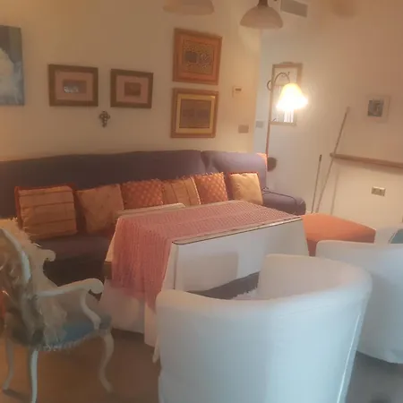 Habitación en casa particular De Cristal *